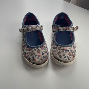Toddler girl shoes